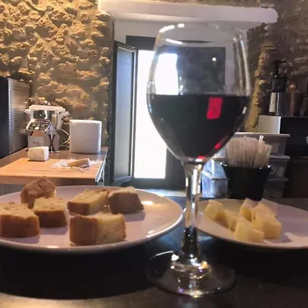 Agriturcostabaira Farm stay *